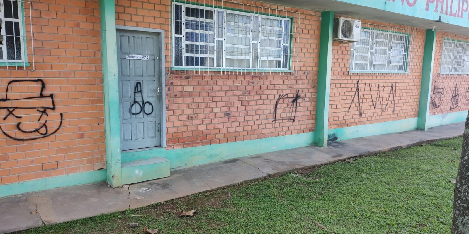 Vandalismo no Ginásio Municipal Lino Philippi em São Ludgero